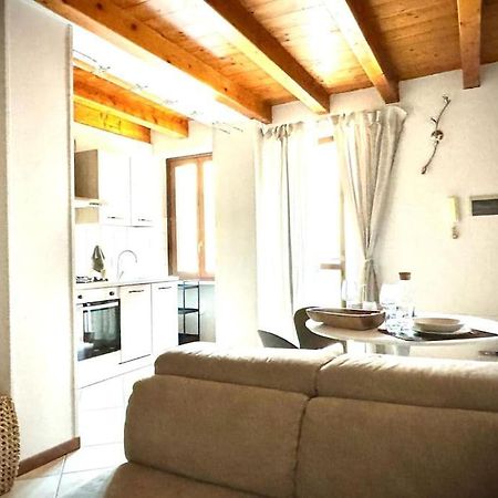 Appartamento Santa Maria Desenzano del Garda Esterno foto