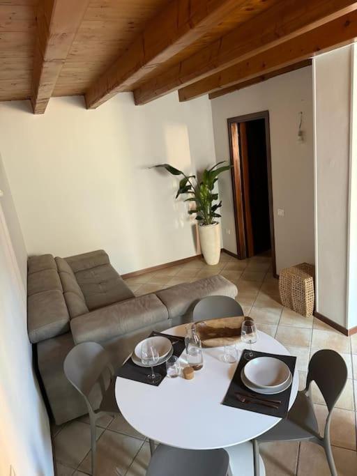 Appartamento Santa Maria Desenzano del Garda Esterno foto