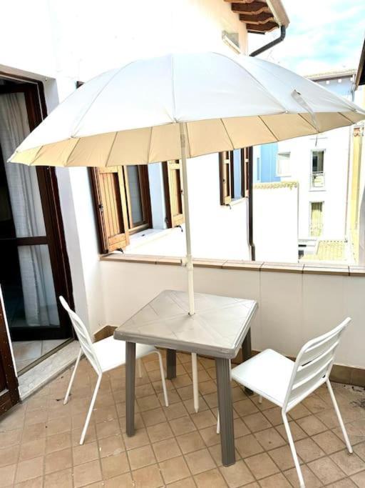 Appartamento Santa Maria Desenzano del Garda Esterno foto